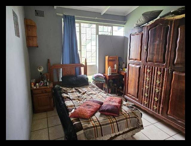 4 BEDROOM HOUSE FOR SALE IN BONAERO PARK